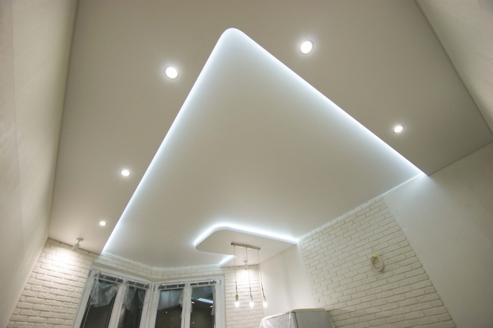 Заказать парящие натяжные потолки в г. Кемерово